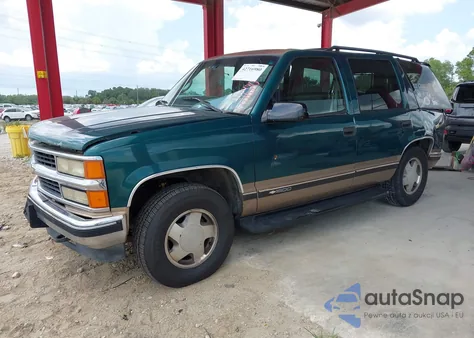 1996 Chevrolet Tahoe K1500 из США, поврежденный, VIN 1GNEK13R4TJ421208